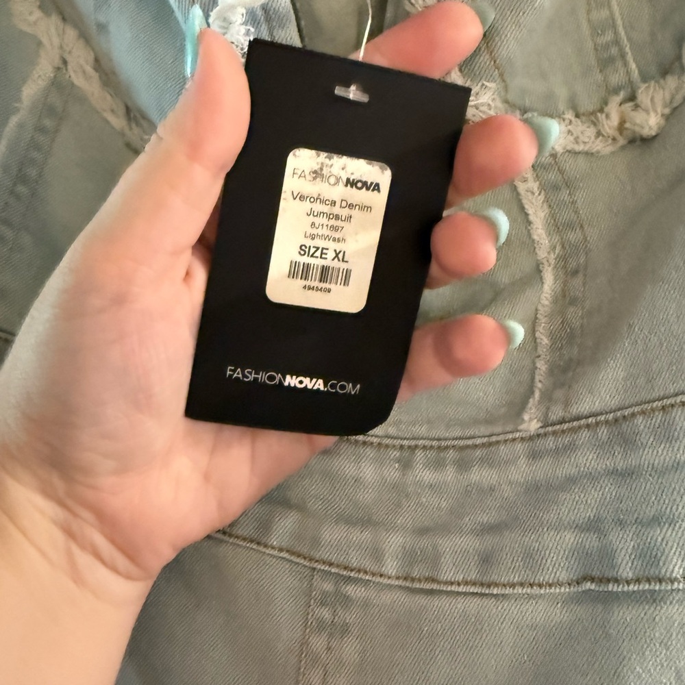 Fashion Nova strapless denim jumpsuit!NWT - Picture 3 of 7